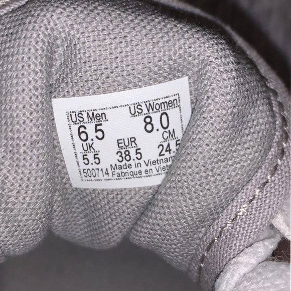 Gray vans low top 6.5 men 8 women’s - Picture 2 of 4